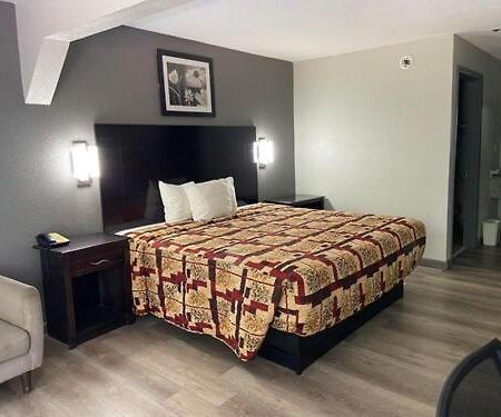 Speedway Inn & Suites Griffin Ngoại thất bức ảnh